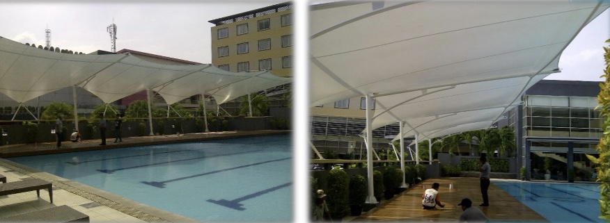 Desain kanopi membran untuk kolam renang minimalis di Depok